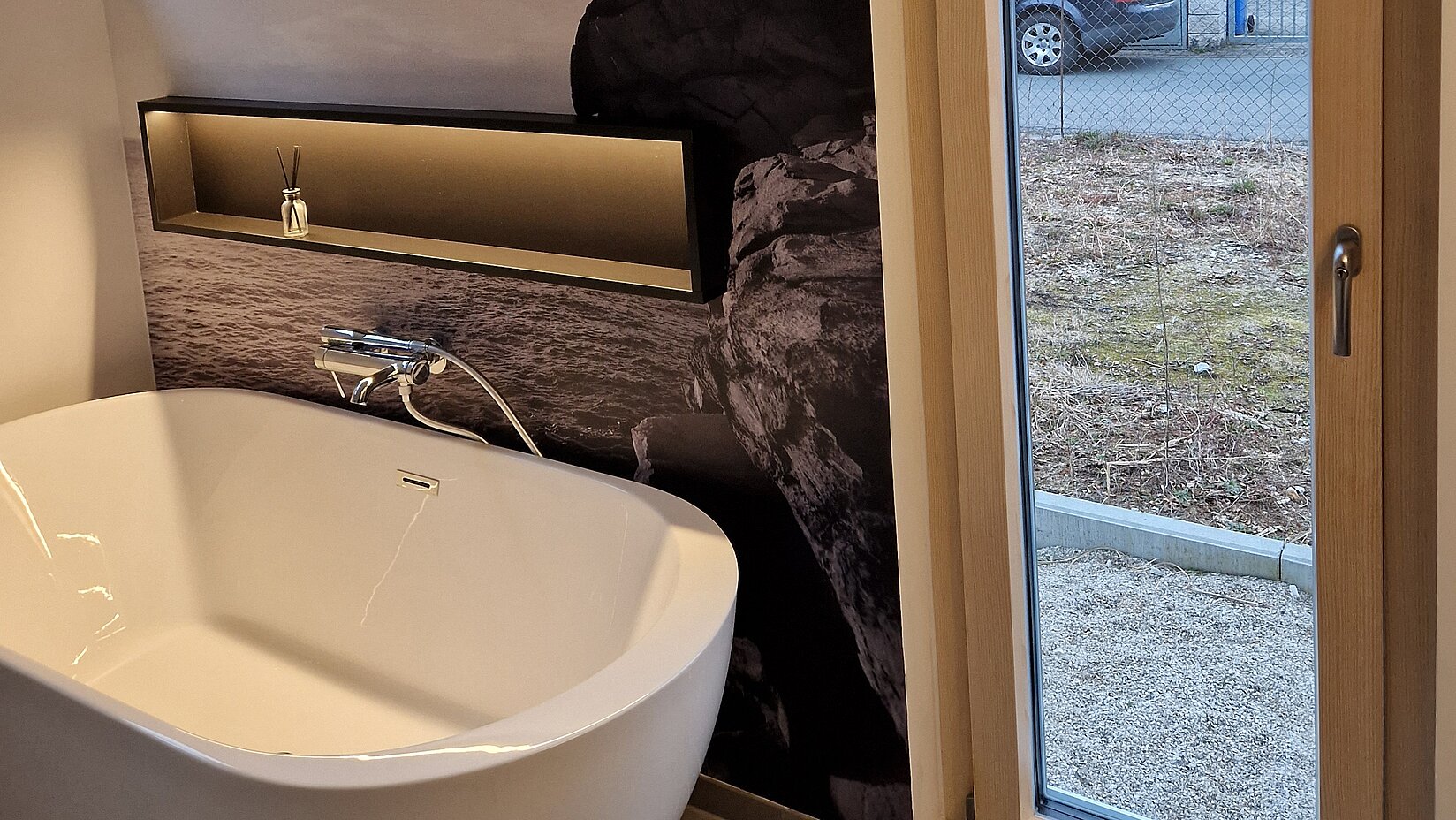 [Translate to English:] Hafttextil der Kooperation im Badezimmer